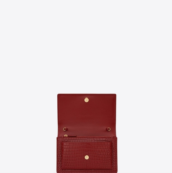 YSL SUNSET BAG CROCODILE EMBOSSED SHINY LEATHER- RED (NEW W/TAGS PACKAGING). - Picture 13 of 16